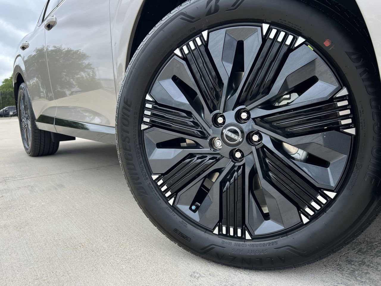 New 2026 Nissan Murano Platinum image 8