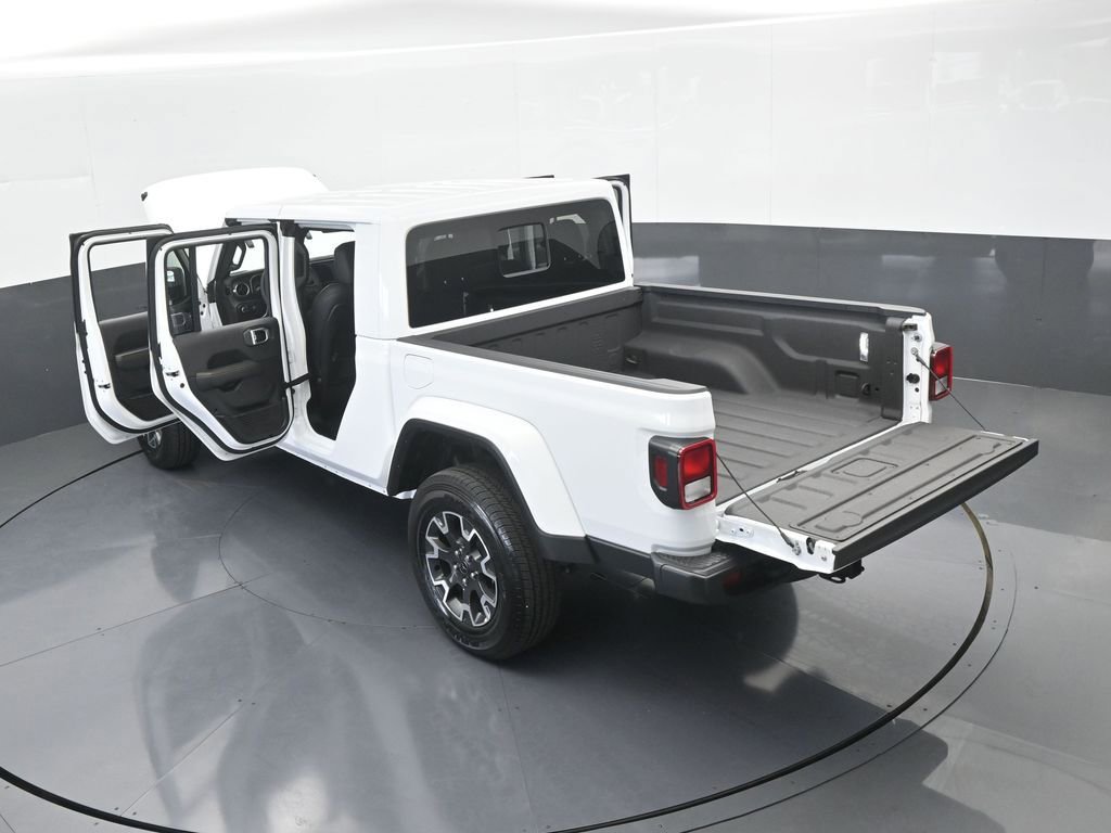 Used 2024 Jeep Gladiator Sport w/ Premium Package image 70