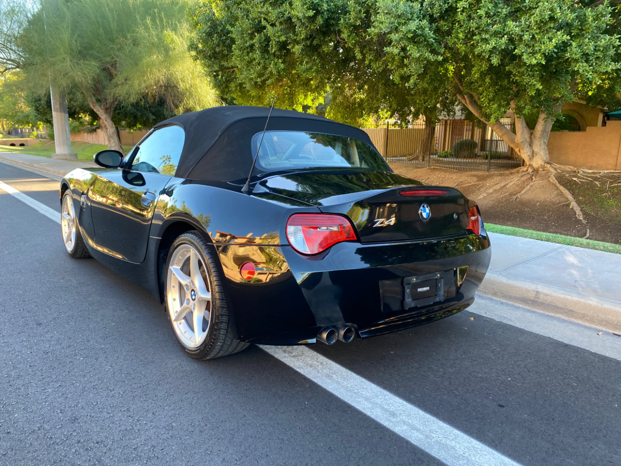 Used 2006 BMW Z4 3.0si image 51