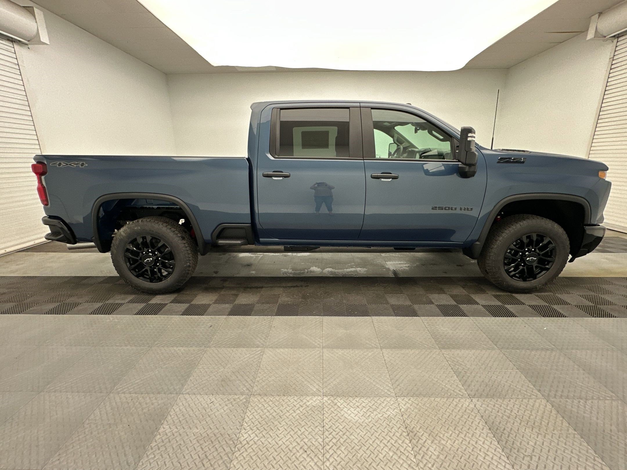 New 2026 Chevrolet Silverado 2500 Custom w/ Custom Value Package AWD/4WD image 8