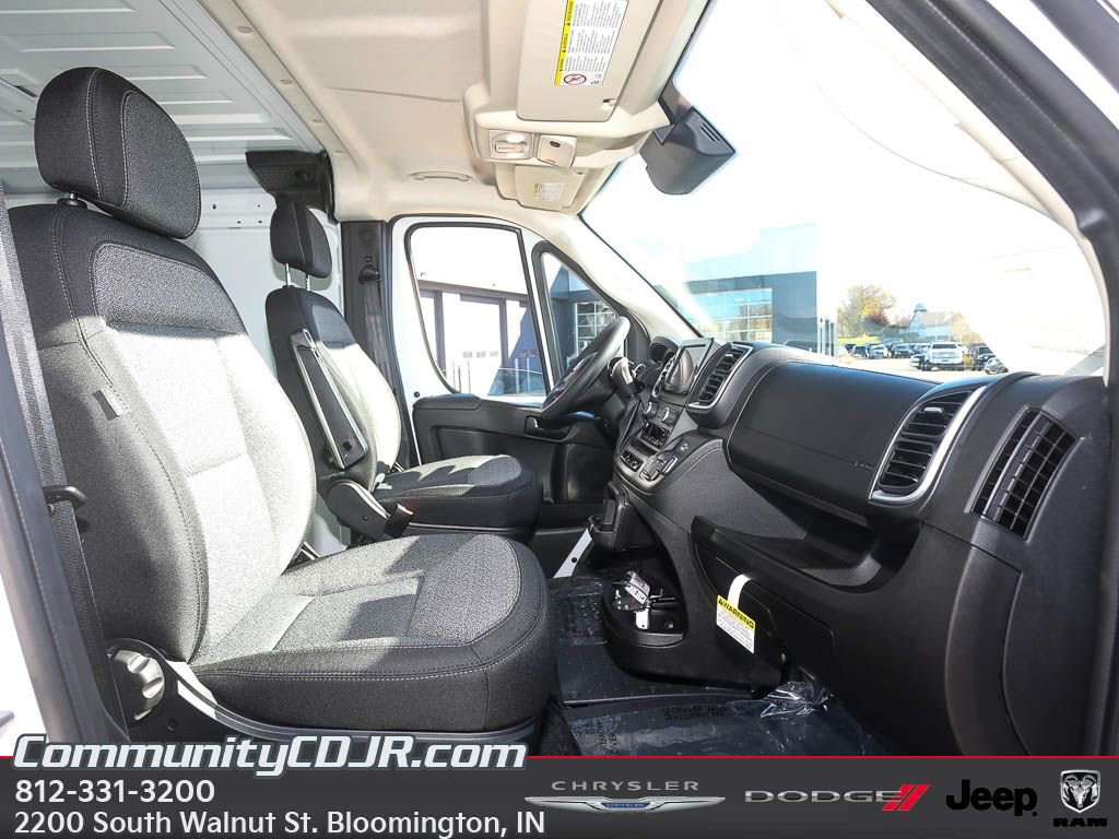 New 2026 RAM ProMaster 1500 w/ Quick Order Package 22G SLT image 18