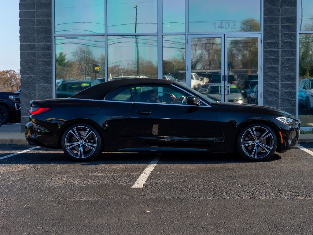 Used 2021 BMW 430i Convertible image 3