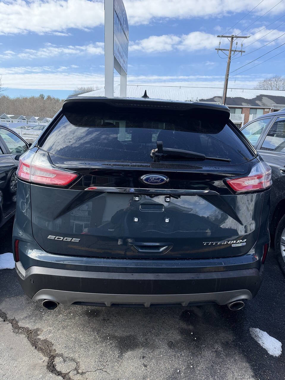 Used 2019 Ford Edge Titanium w/ Equipment Group 301A image 12