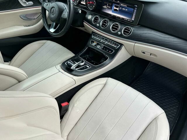 Used 2018 Mercedes-Benz E 300 image 19