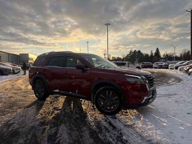 Used 2022 Nissan Pathfinder SL w/ SL Premium Package