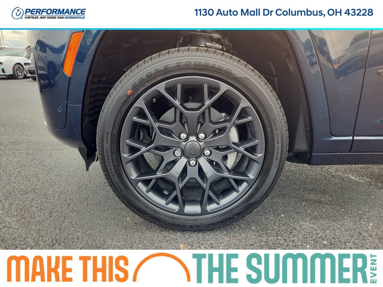 New 2026 Jeep Grand Cherokee L Summit w/ Obsidian Package AWD/4WD image 9