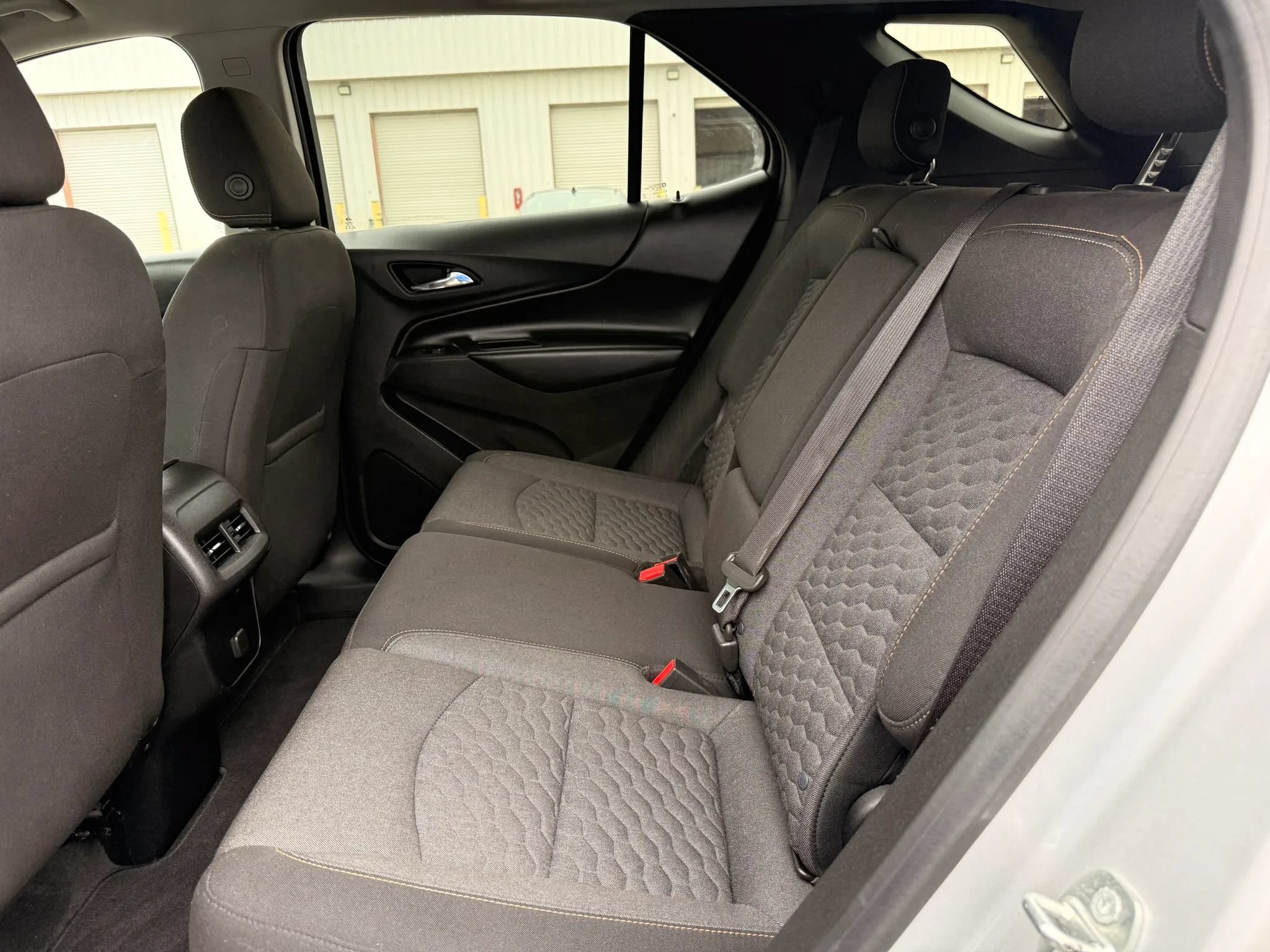 Used 2018 Chevrolet Equinox LT AWD/4WD image 21