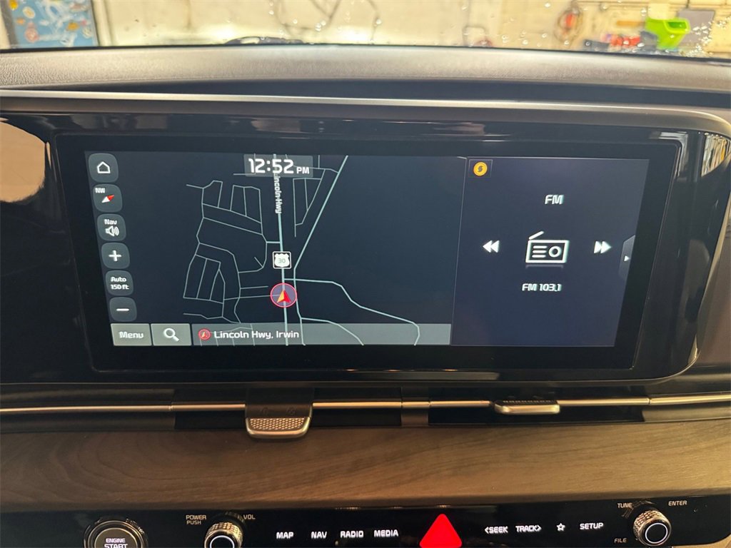 Certified 2024 Kia Carnival EX image 19