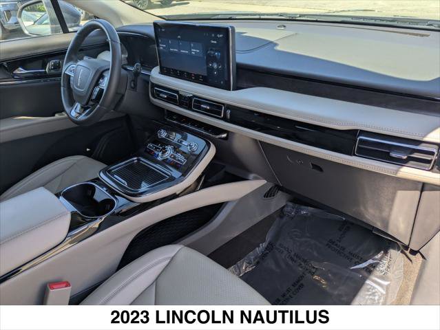 Certified 2023 Lincoln Nautilus Reserve w/ Monochromatic Package image 29