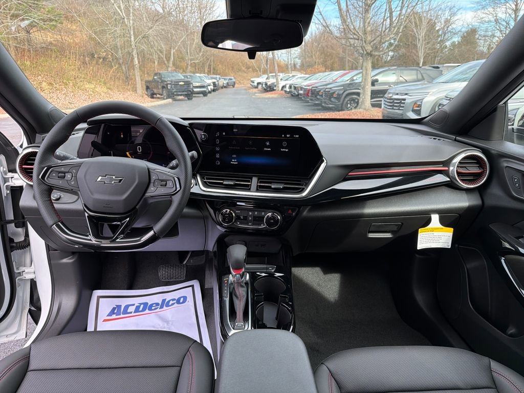 New 2025 Chevrolet Trax RS w/ Driver Confidence Package image 12