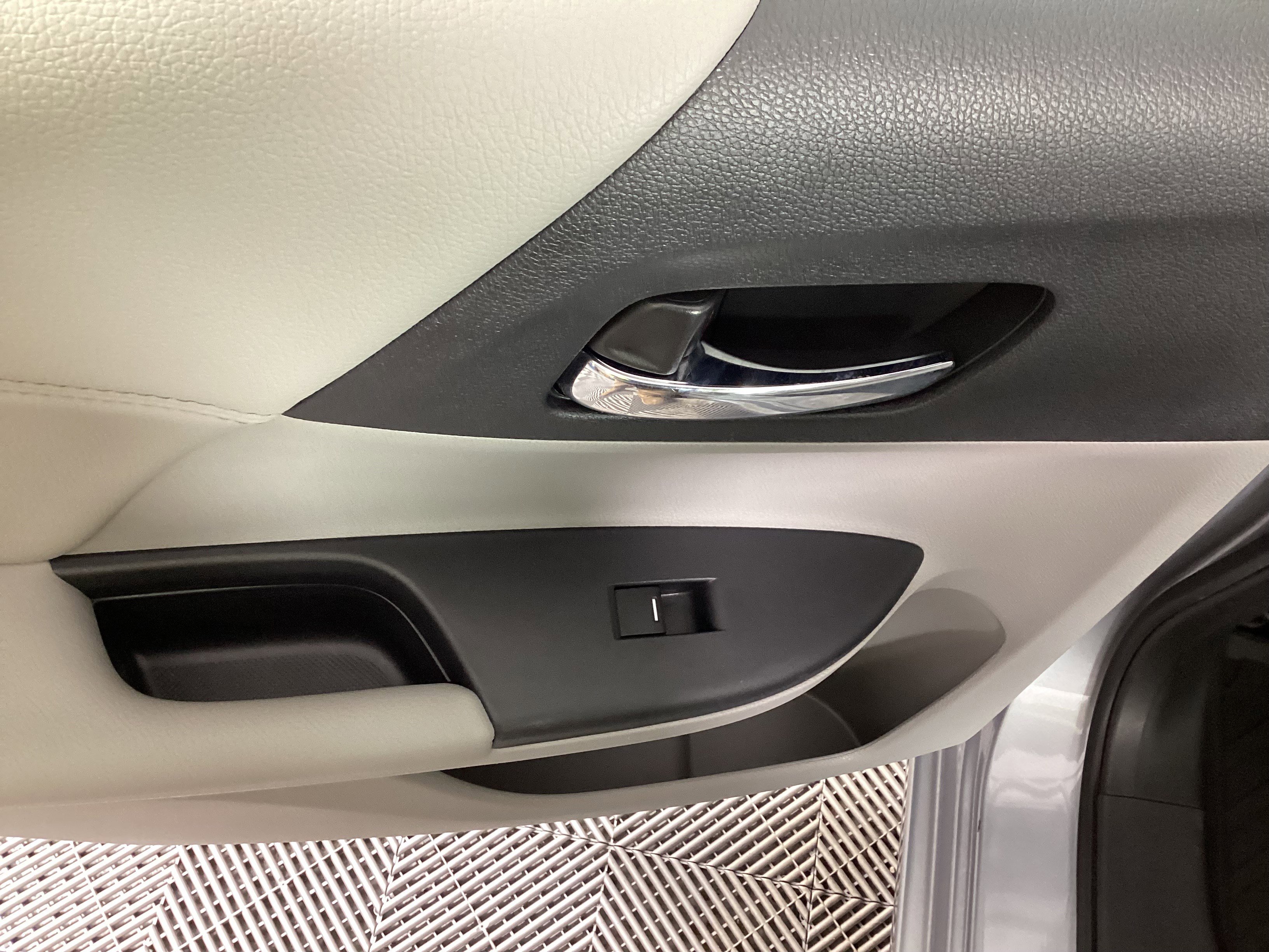 Used 2017 Honda Accord EX-L image 29