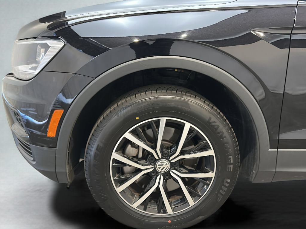 Used 2021 Volkswagen Tiguan SE AWD/4WD image 9