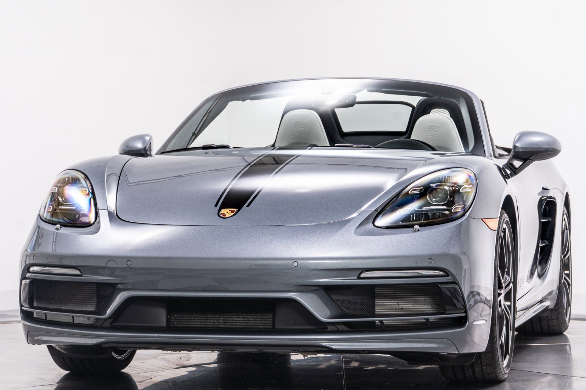 Used 2025 Porsche 718 Boxster image 5
