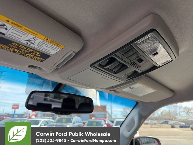 Used 2018 Toyota 4Runner SR5 Premium image 18