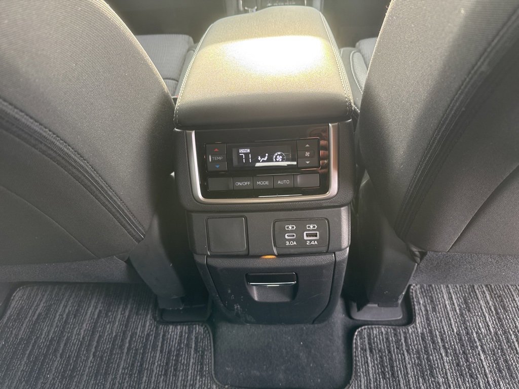 Certified 2024 Subaru Ascent Premium w/ Convenience Package image 25
