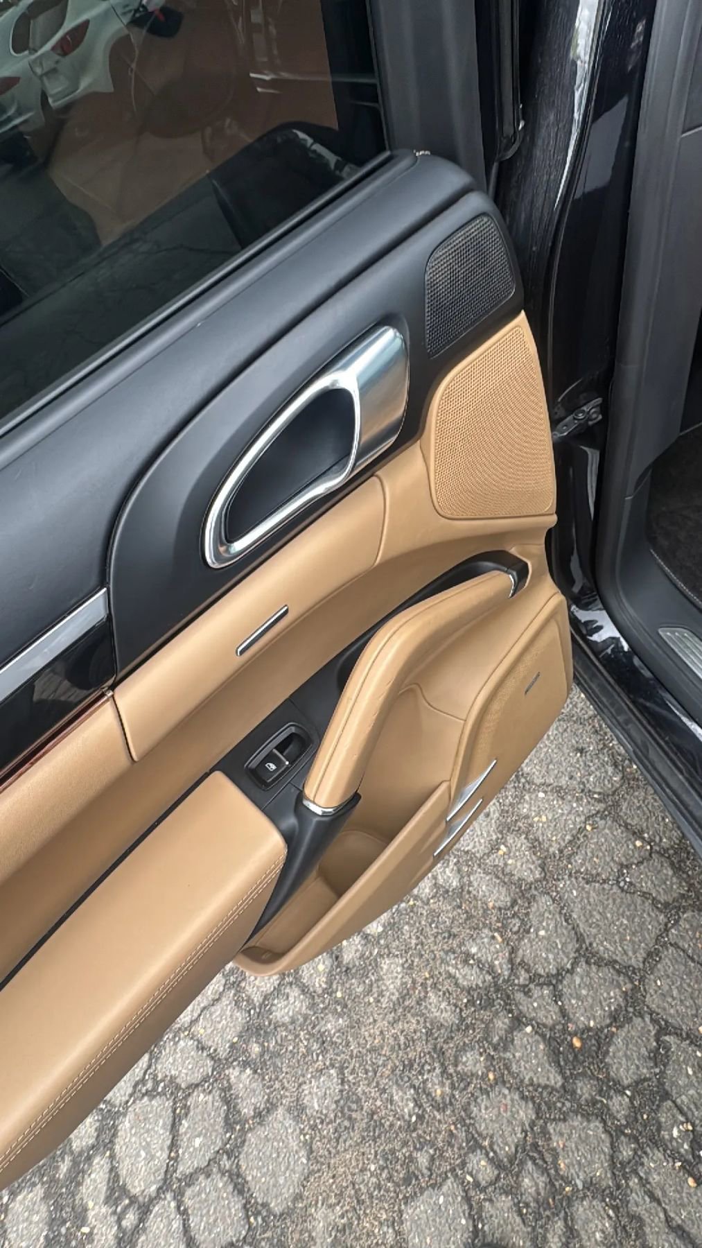 Used 2014 Porsche Cayenne Turbo S AWD/4WD image 15