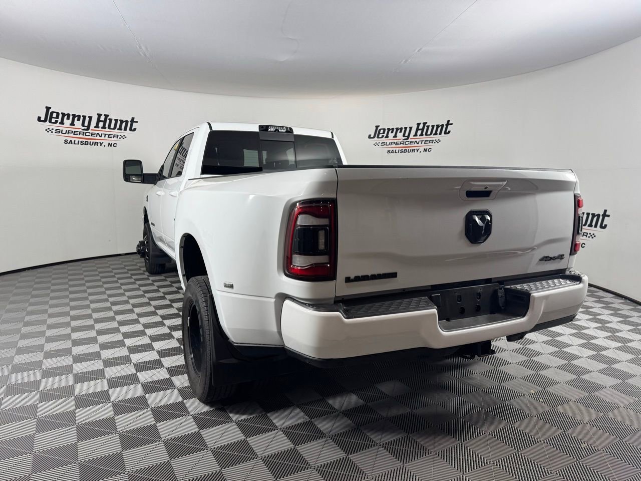 Used 2024 RAM 3500 Laramie w/ Night Edition image 5