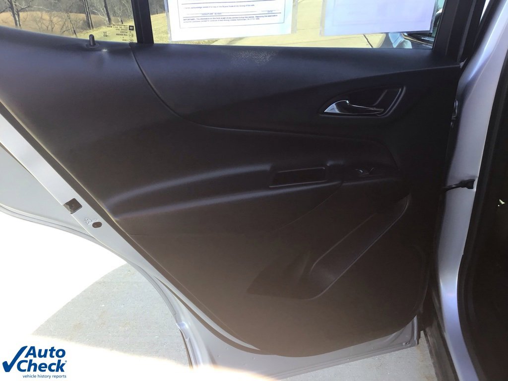 Used 2019 Chevrolet Equinox LT image 12