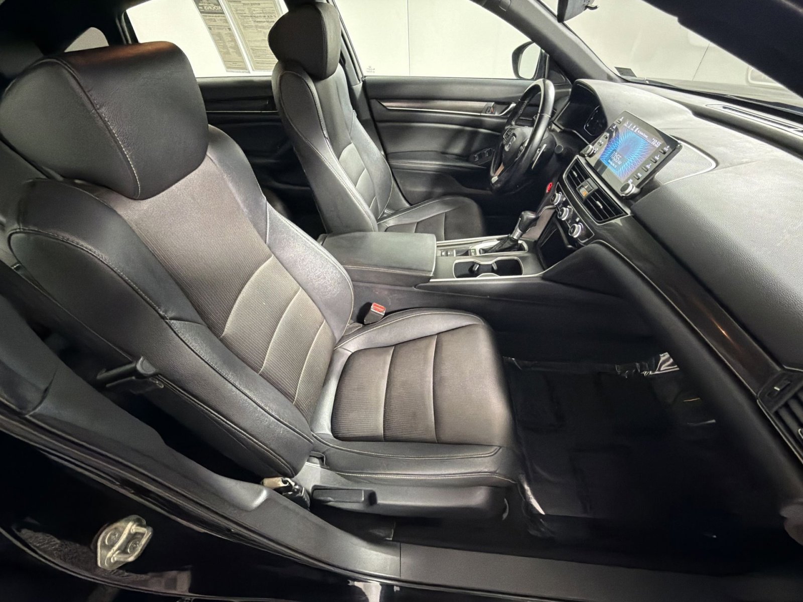 Used 2019 Honda Accord Sport image 25
