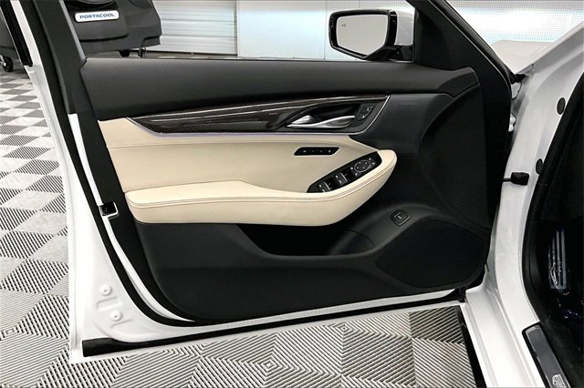 Used 2025 Cadillac CT5 Sport w/ Technology Package image 19