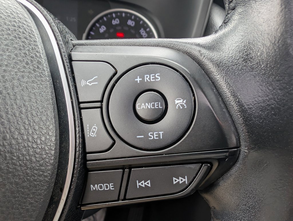 Used 2019 Toyota RAV4 XLE w/ Convenience Package image 27