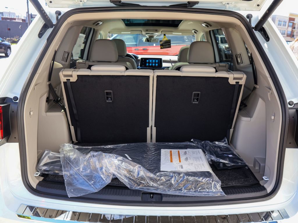 New 2026 Volkswagen Atlas SEL image 10