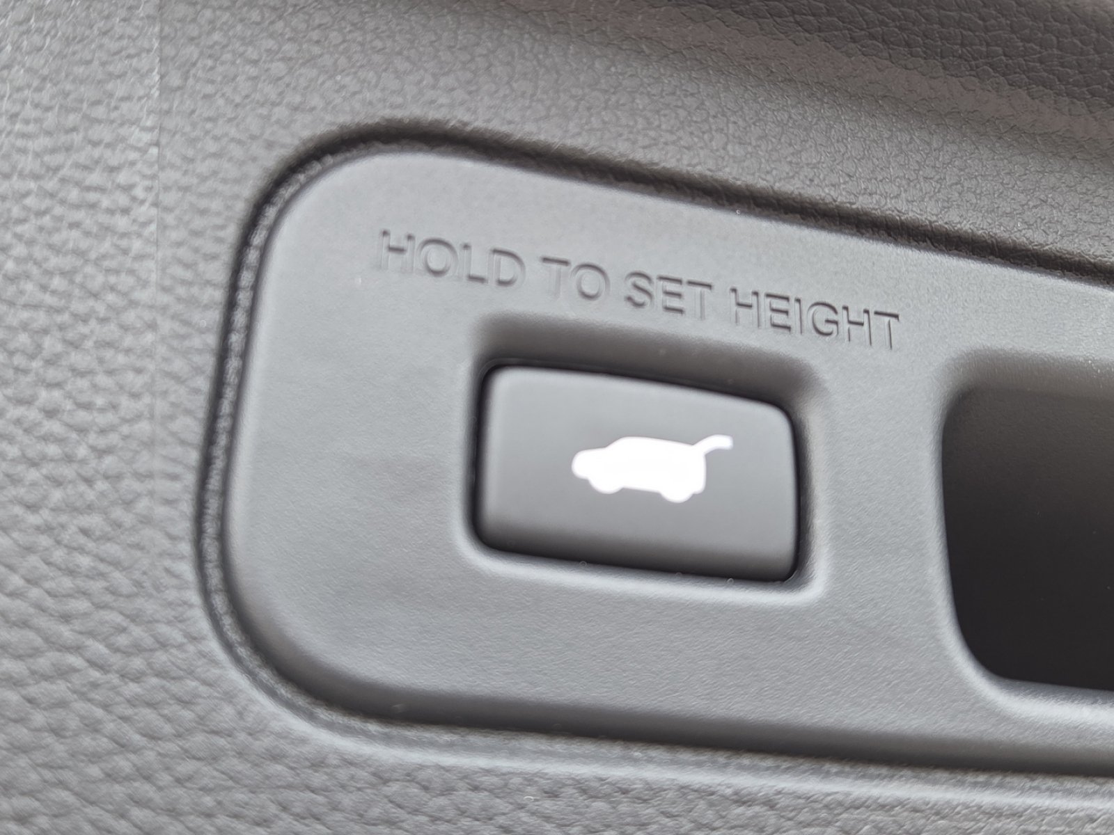 Used 2025 Honda Pilot TrailSport image 21