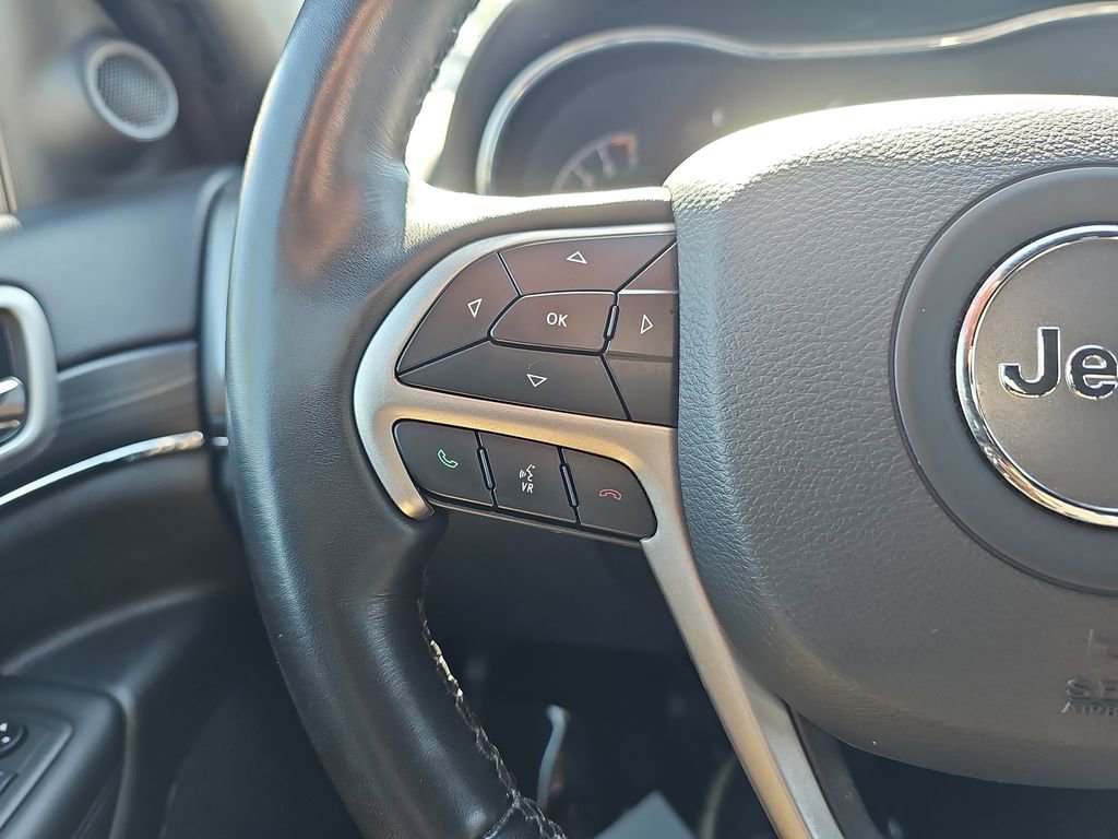 Used 2022 Jeep Grand Cherokee Limited AWD/4WD image 22