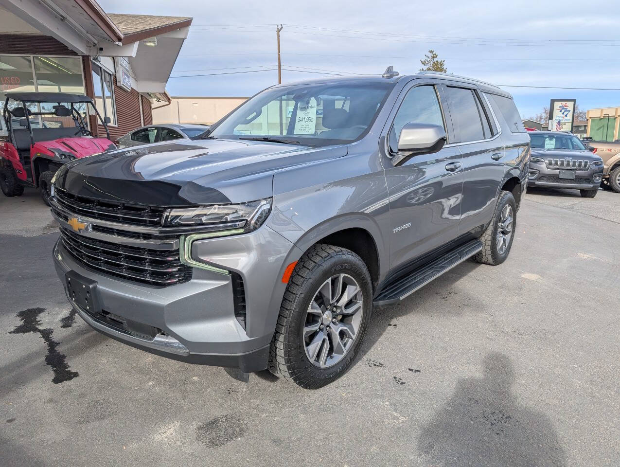 Used 2021 Chevrolet Tahoe LT w/ Rear Media and Nav Package AWD/4WD image 3