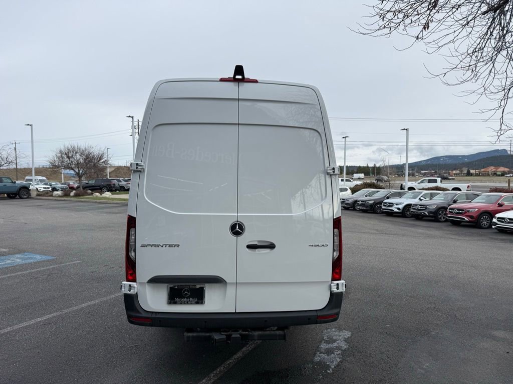New 2025 Mercedes-Benz Sprinter 4500 image 3