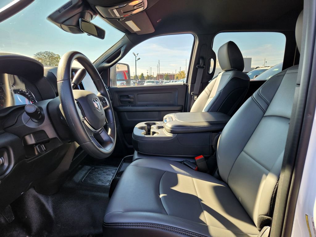 New 2026 RAM 5500 Tradesman w/ Chrome Appearance Group image 19