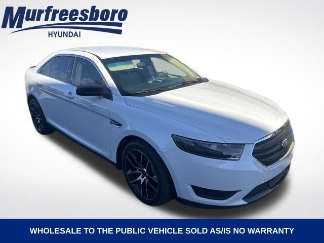 Used 2015 Ford Taurus SE FWD image 3