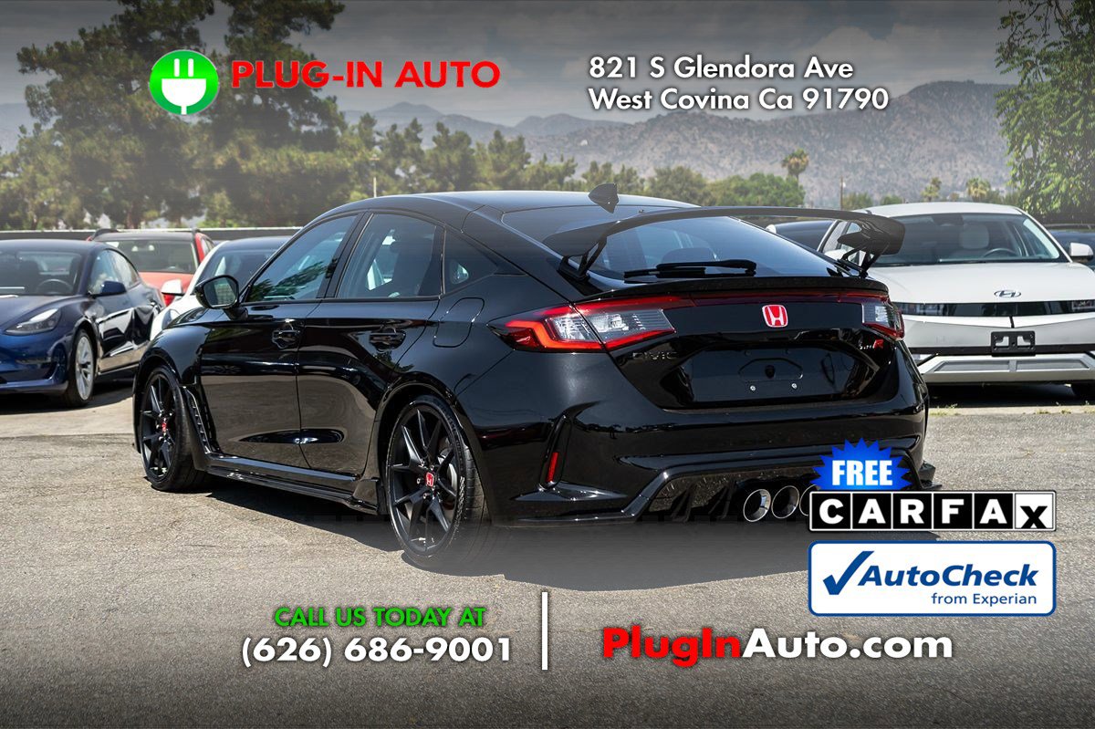 Used 2023 Honda Civic Type R image 2