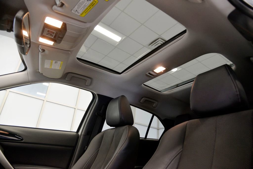 Used 2023 Mitsubishi Eclipse Cross SE image 28