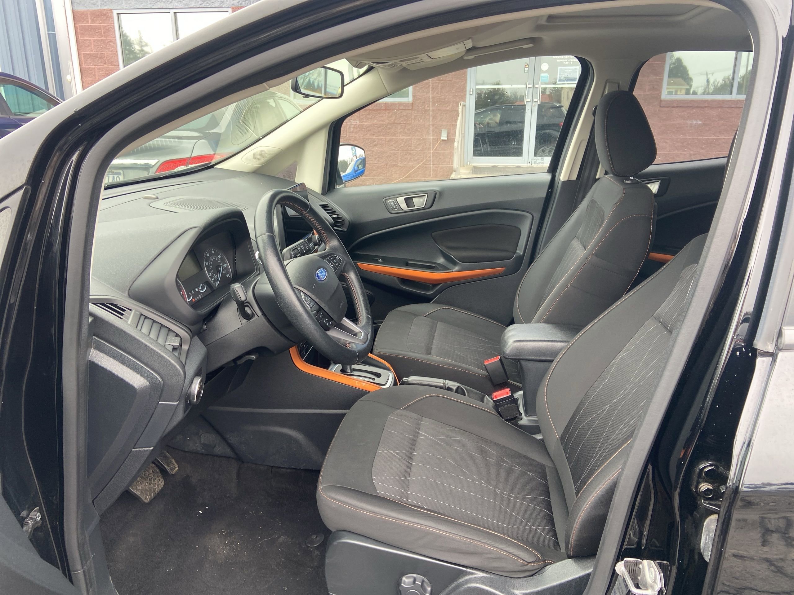 Used 2021 Ford EcoSport SE w/ SE Convenience Package image 10