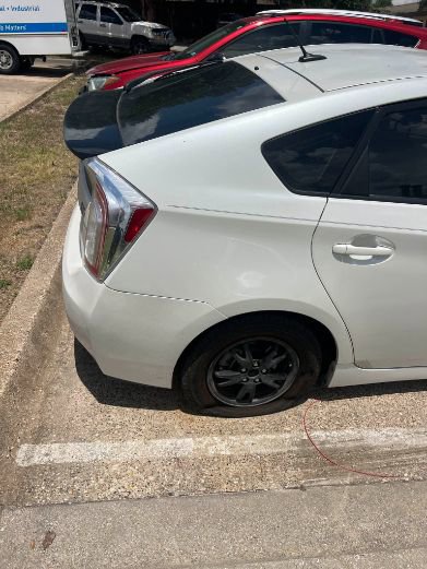 Used 2015 Toyota Prius Four FWD image 6
