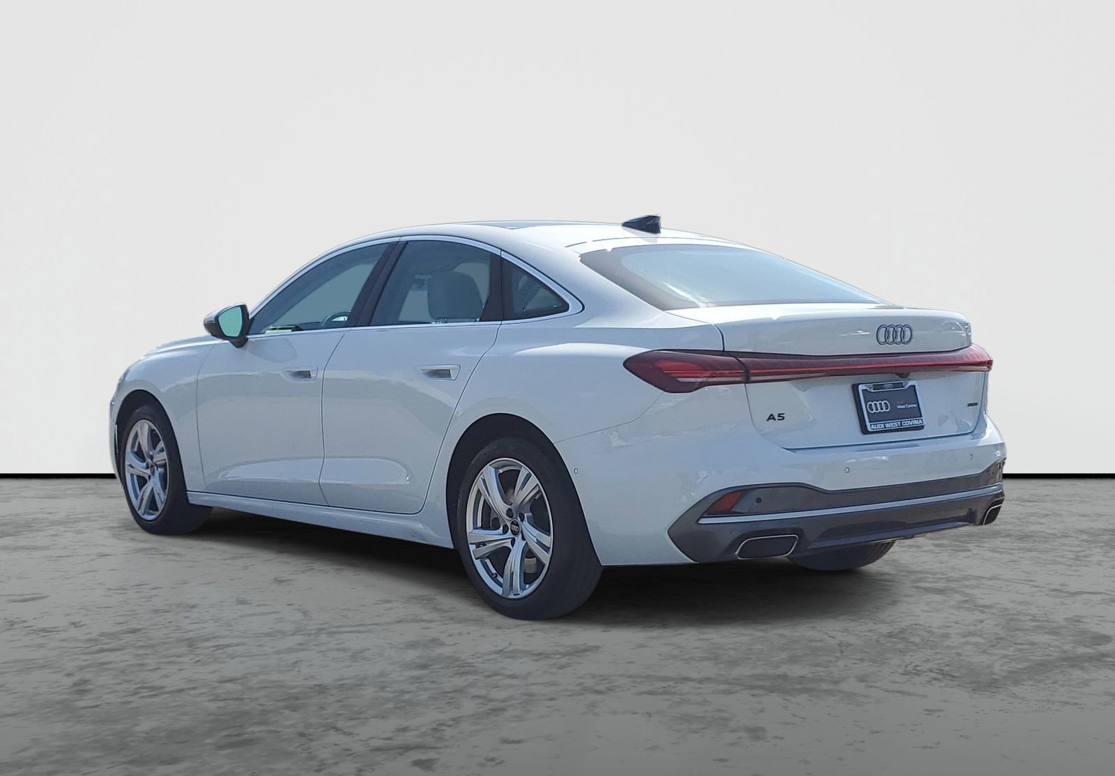 Used 2025 Audi A5 2.0T Premium w/ Convenience Package AWD/4WD image 3