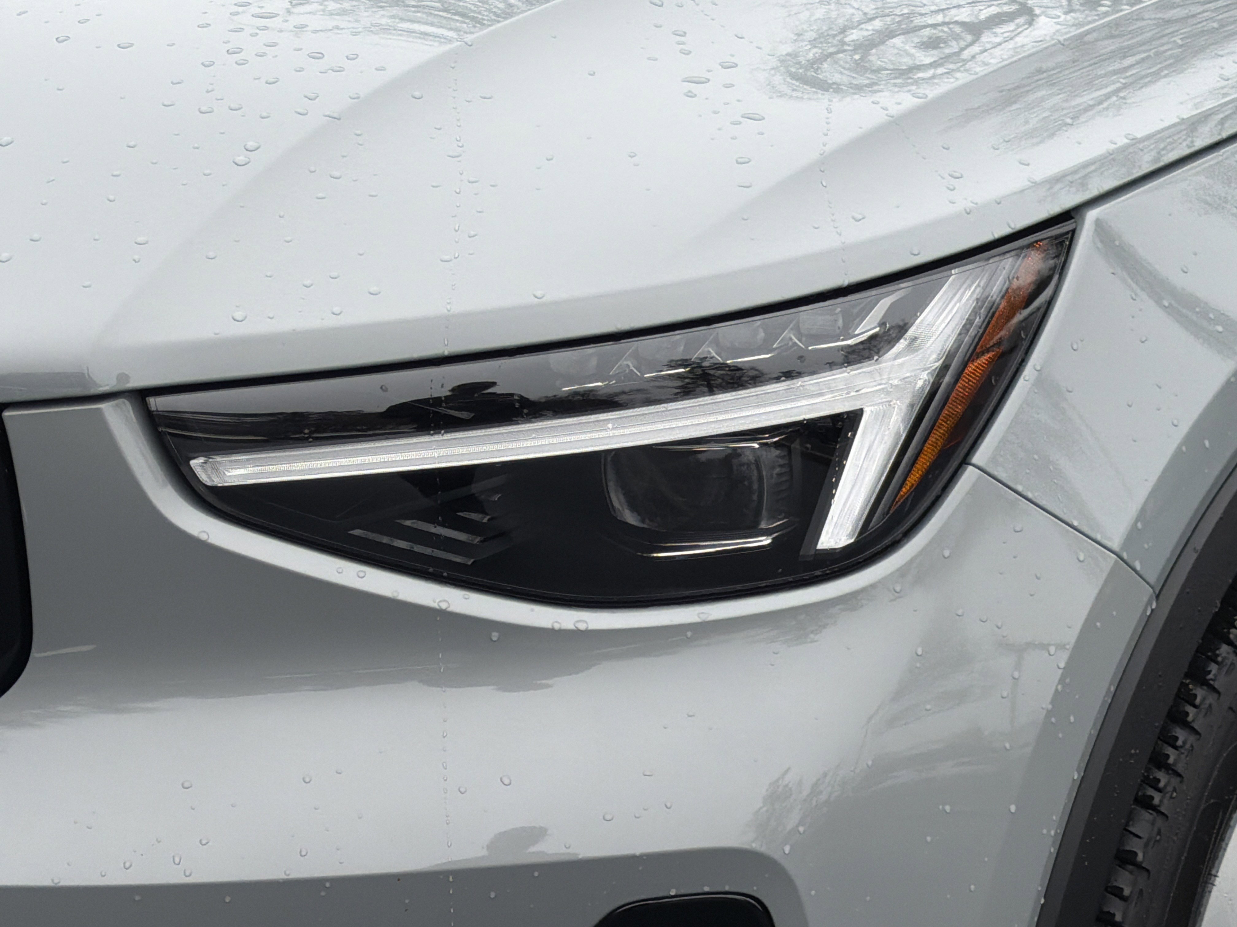 Used 2026 Volvo XC40 B5 Plus w/ Protection Package Premier image 6