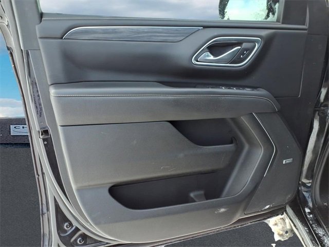 Used 2021 GMC Yukon SLT w/ SLT Premium Package image 14