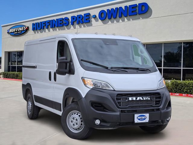 Used 2025 RAM ProMaster 2500 w/ Premium Convenience Group image 1
