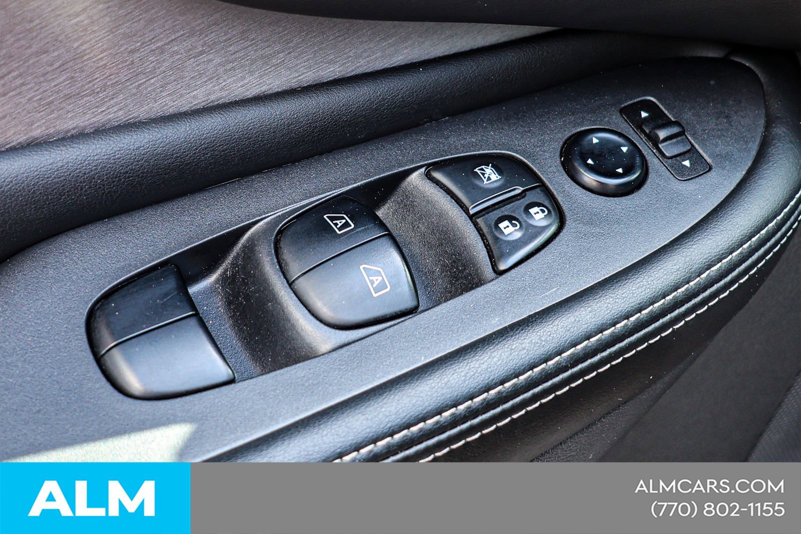 Used 2023 Nissan Murano SV w/ SV Midnight Edition Package image 39