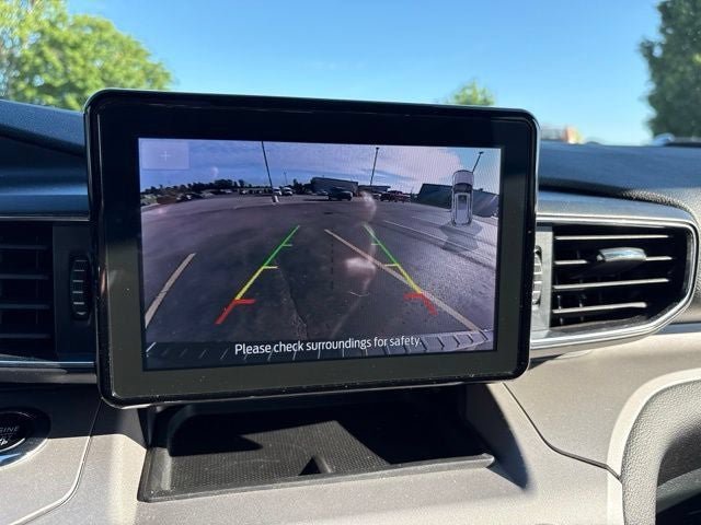 Used 2024 Ford Explorer XLT w/ Equipment Group 202A AWD/4WD image 29