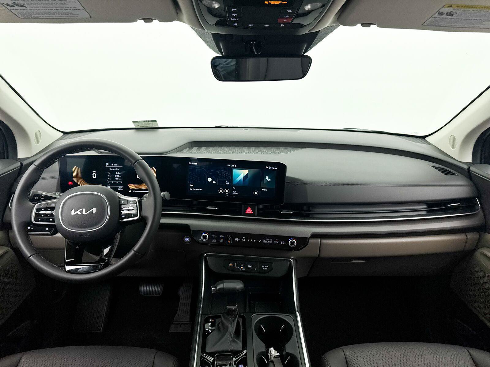 Used 2026 Kia Carnival EX FWD image 22