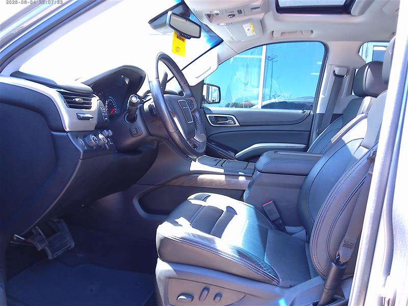 Used 2018 GMC Yukon XL Denali w/ Denali Ultimate Package AWD/4WD image 5
