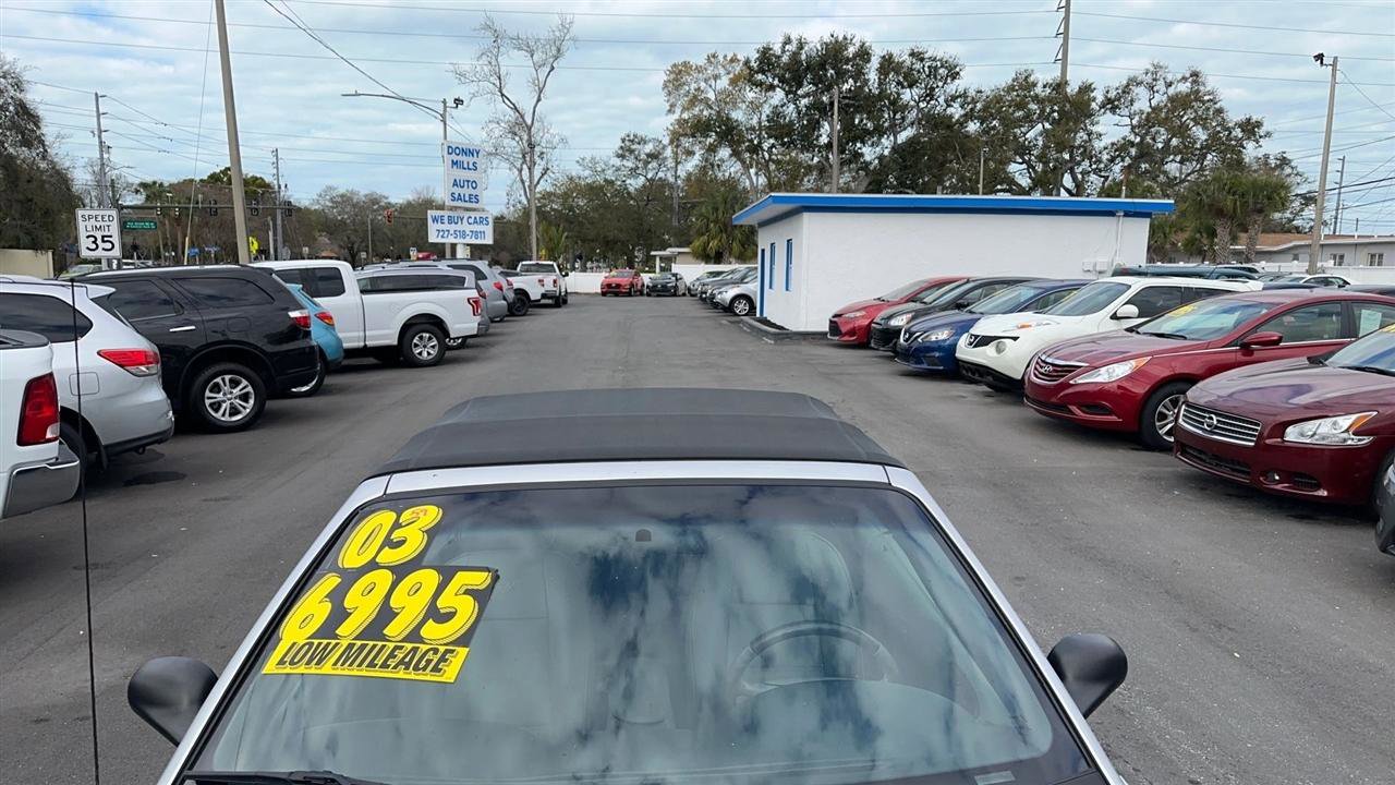 Used 2003 Ford Mustang Convertible image 21