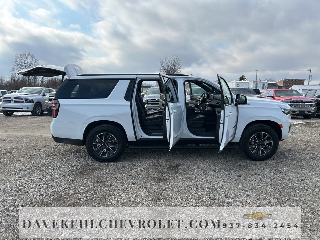 Used 2024 Chevrolet Suburban Z71 w/ Z71 Off-Road Package image 32