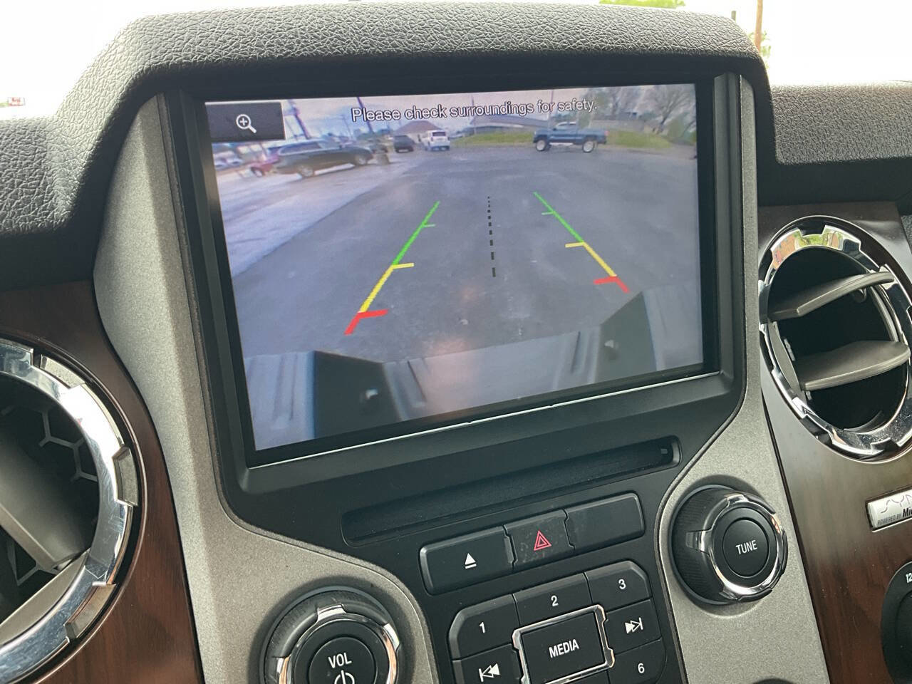 Used 2013 Ford F250 Lariat w/ Lariat Ultimate Pkg image 11