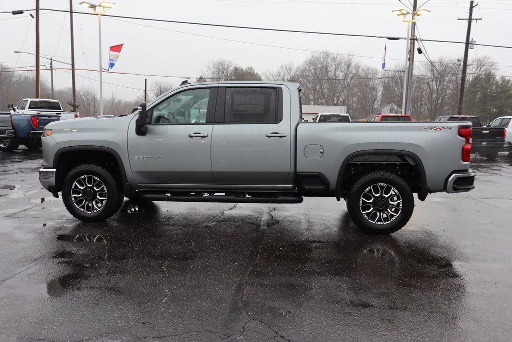 New 2026 Chevrolet Silverado 3500 LT w/ Safety Package AWD/4WD image 16