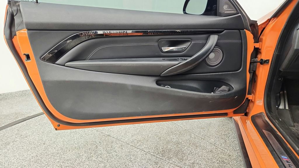 Used 2020 BMW M4 Coupe w/ Competition Package RWD image 27