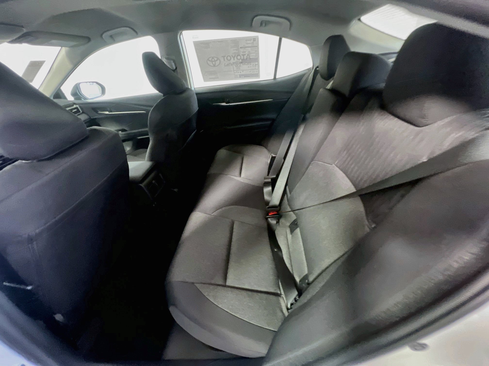 Used 2025 Toyota Camry LE FWD image 28